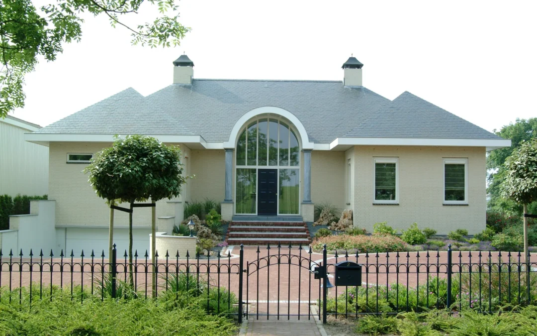 Klassieke woning met ondergrondse garage
