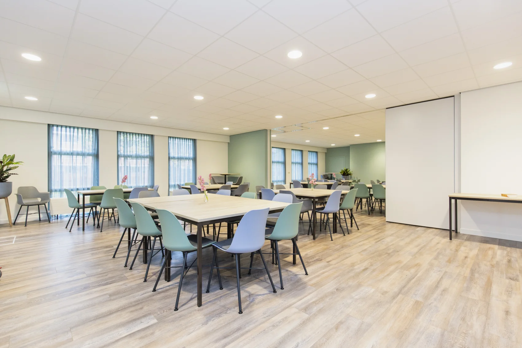 Renovatie en herindeling dorpskerk