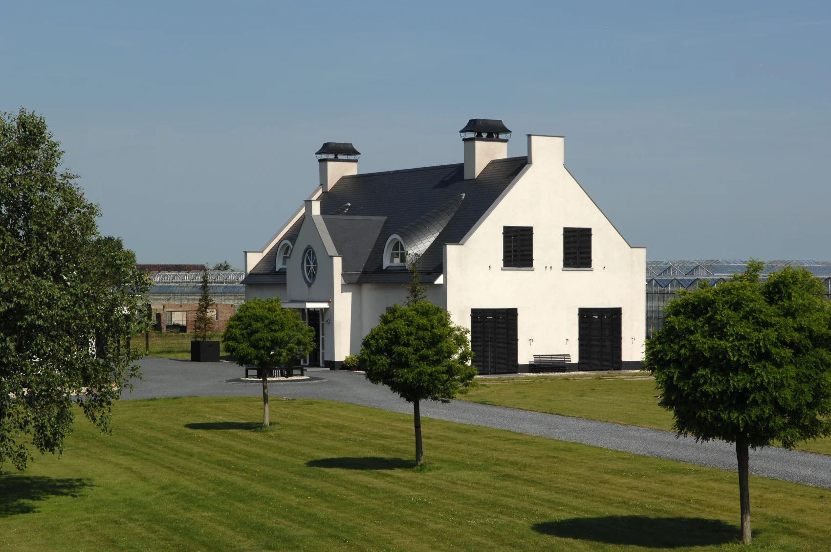 Stijlvolle woning met gestucte gevels en leien