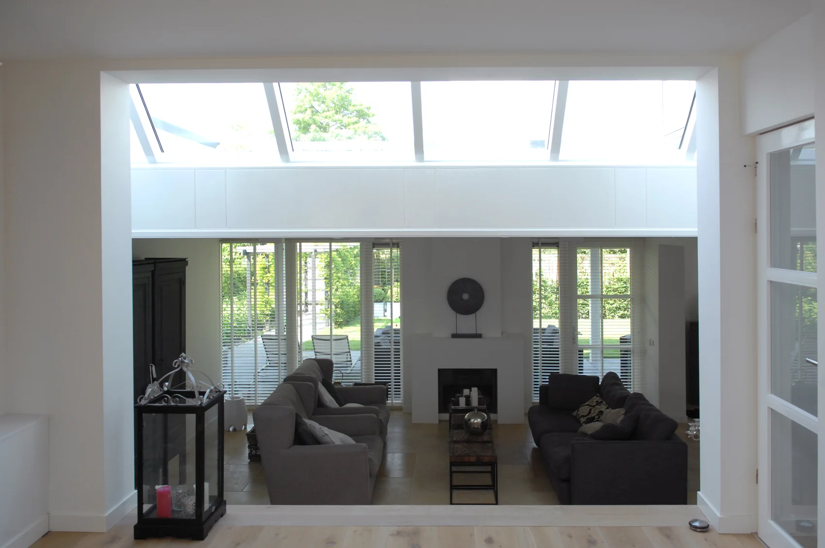 Verbouwing met aanbouw en veranda