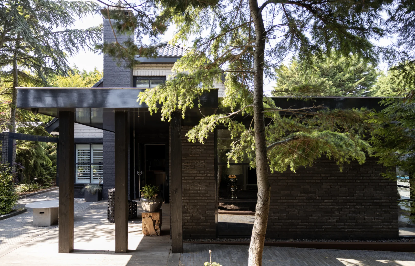 Moderne aanbouw woonhuis
