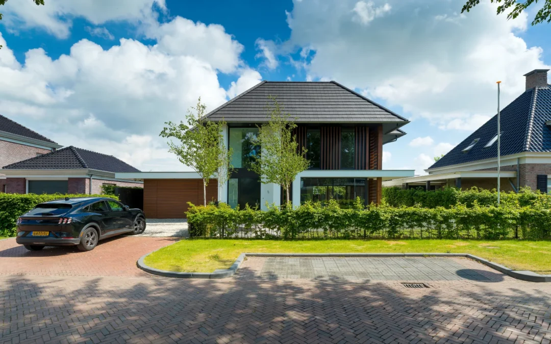 Modern vormgegeven villa